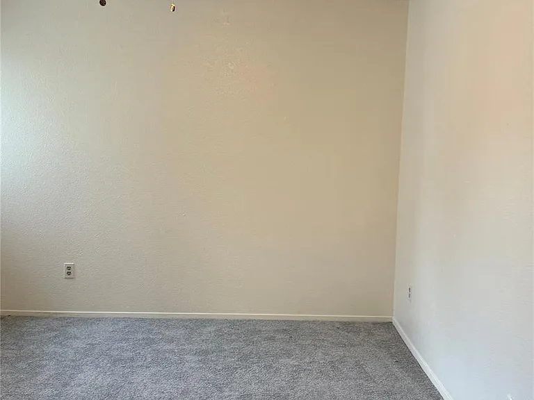 12922 Wirevine Ln — Photo 29
