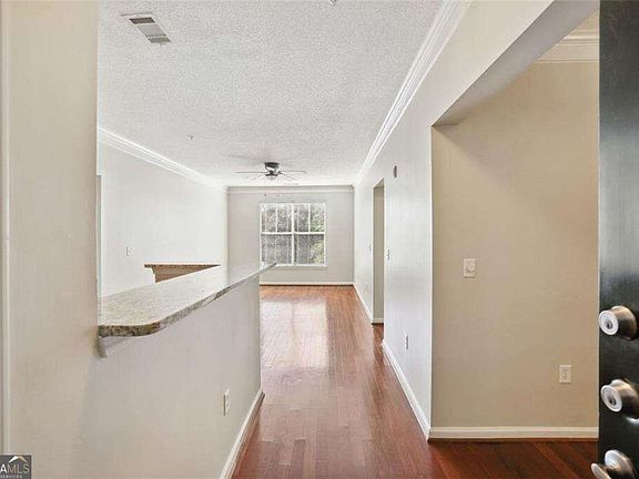 3rd image of 10 Perimeter Summit Blvd NE APT 3206