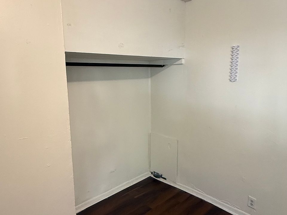 1st image of 2258 S Chase Ave #1