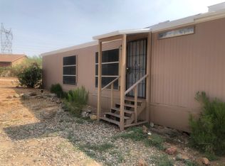 39805 N New River Rd, Phoenix, AZ 85086