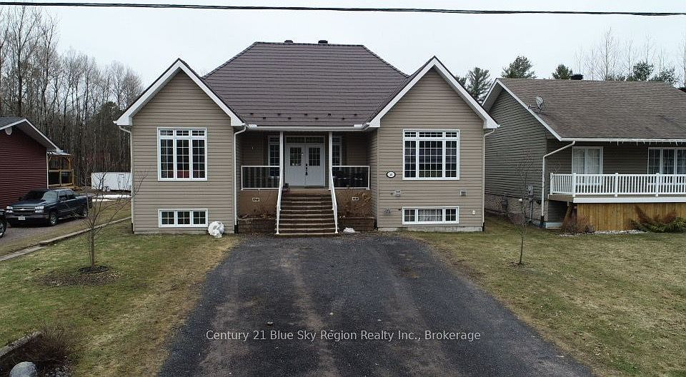 1st image of 46 Eglington Rd S