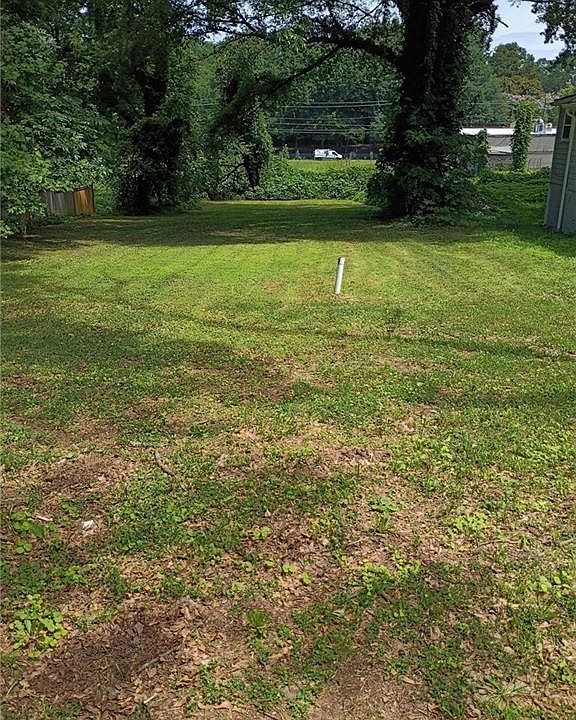 1st image of 1435 Blyss Ave NW