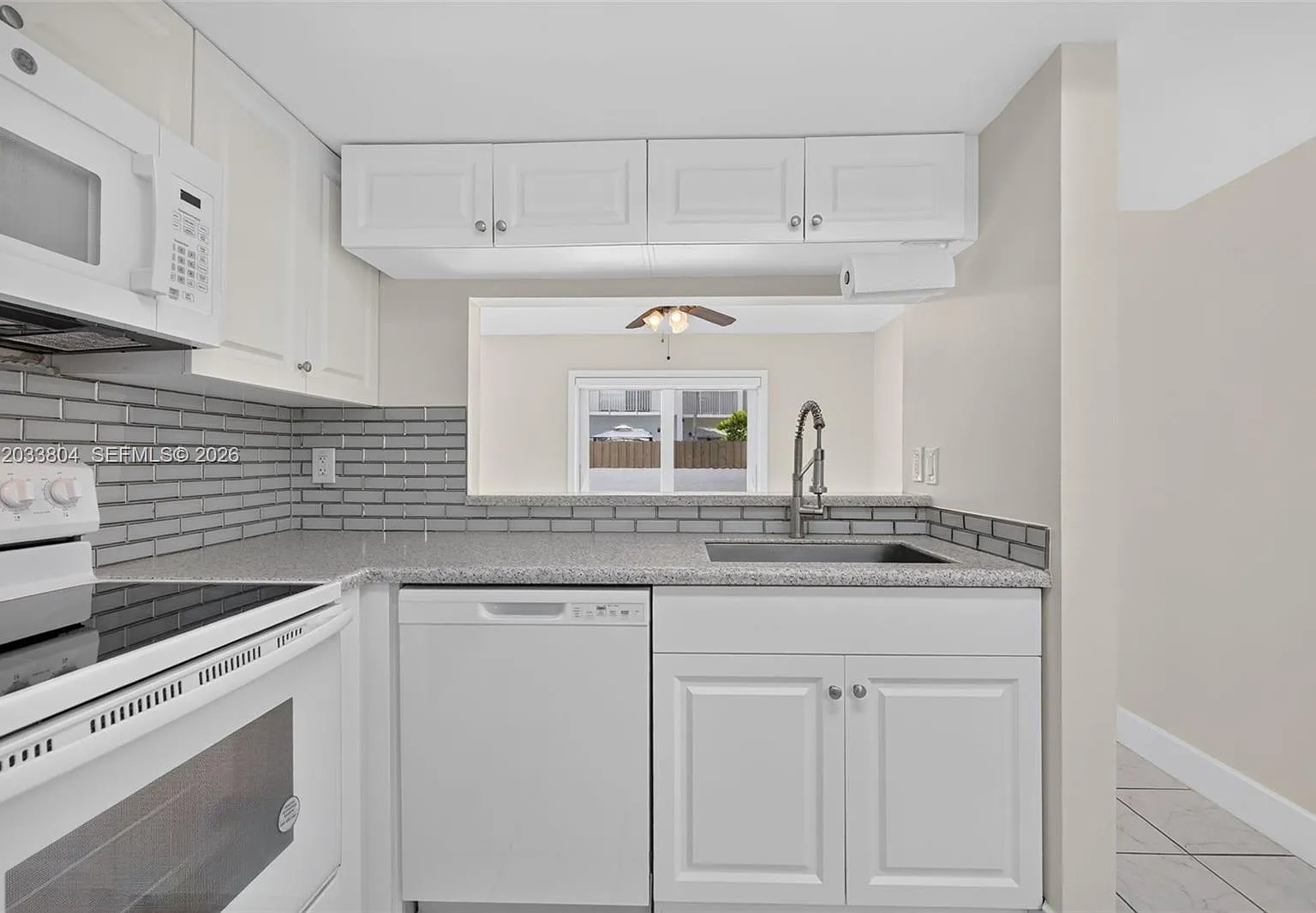 Saga Bay Townhomes — Photo 4