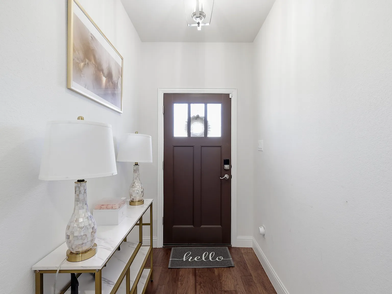 3 bed, 1756 sqft, $2,225 — Photo 2