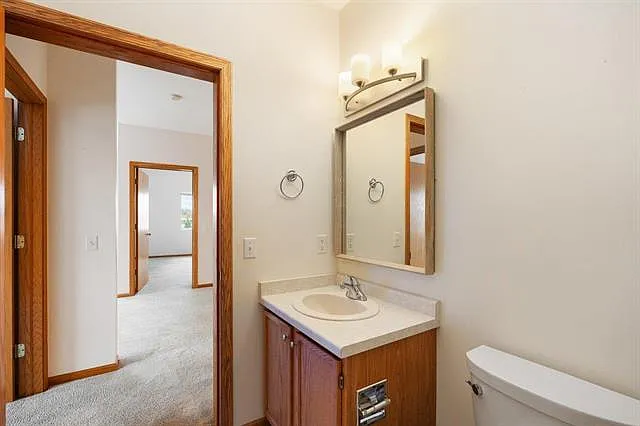 301 Harbour Town Dr #301 — Photo 18