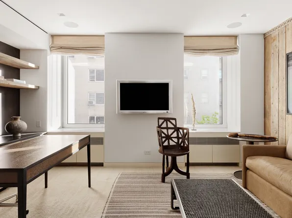 950 5th Avenue image 14 of 16