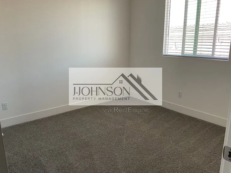 1160 Richardson Rd — Photo 13