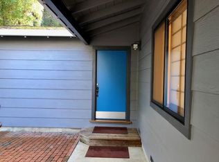 1307 University Dr, Menlo Park, CA 94025