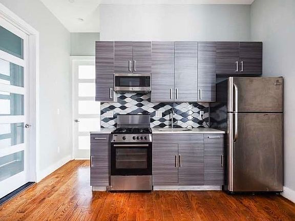 2nd image of 1503 Gates Ave #1AA