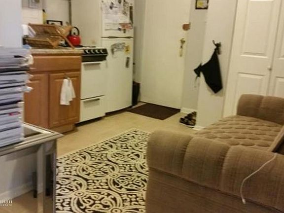 5th image of 228 Bleecker St APT 25