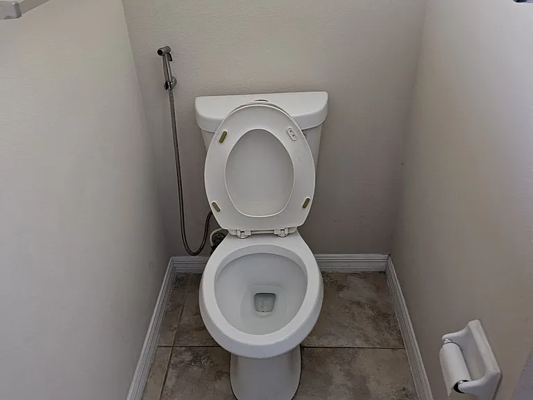 34 Richmond Dr — Photo 18