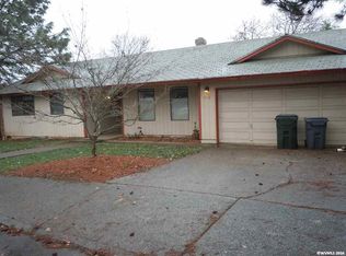 1918 Fieldcrest Ct S, Salem, OR 97306