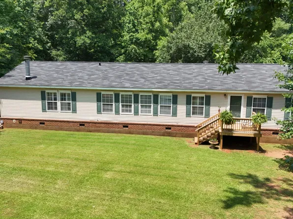 205 N Raleigh Farms Rd, Youngsville, NC 27596