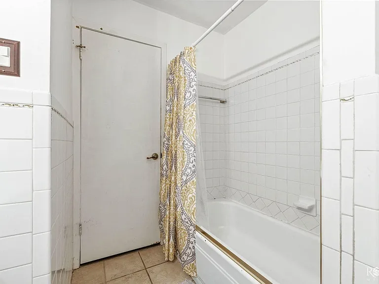 3108 Oak Forest Dr — Photo 26