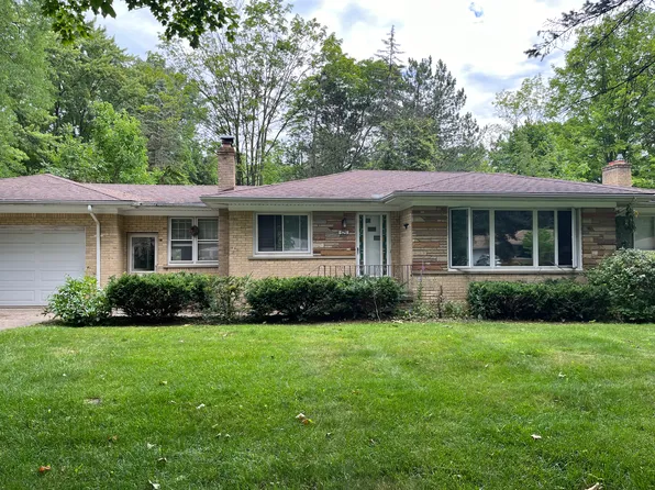 575 Sylvanwood Dr, Troy, MI 48085