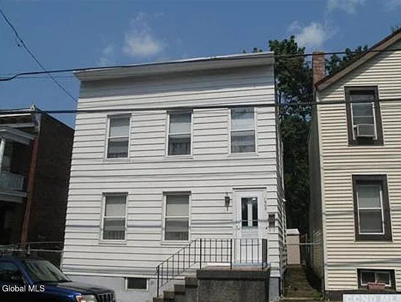 3rd image of 1305 Hutton Street