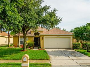 18843 Maisons Dr, Lutz, FL 33558