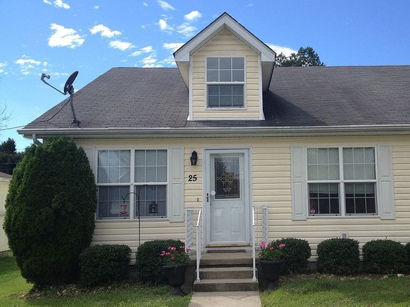 25 1st North St