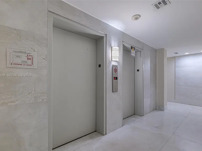 2401 S Ocean Dr #305 — Photo 28