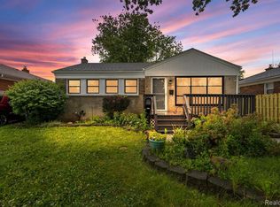 31216 Share St, Saint Clair Shores, MI 48082