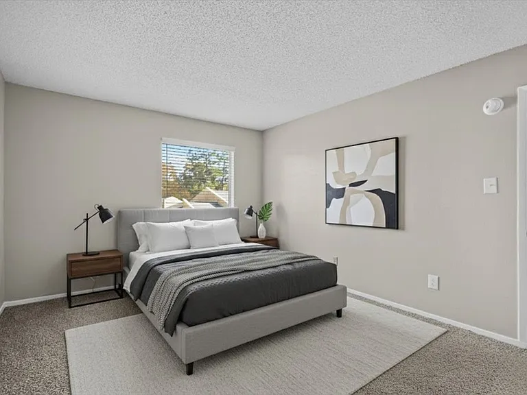 Broadway Reserve Apartments A Fresh, Revitalized Home in Tyler, TX — Photo 14