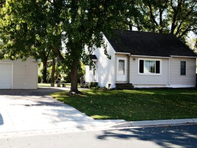 1 Pine Dr, Circle Pines, MN, 55014