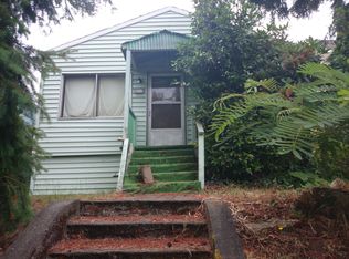 3010 45th Ave SW, Seattle, WA 98116