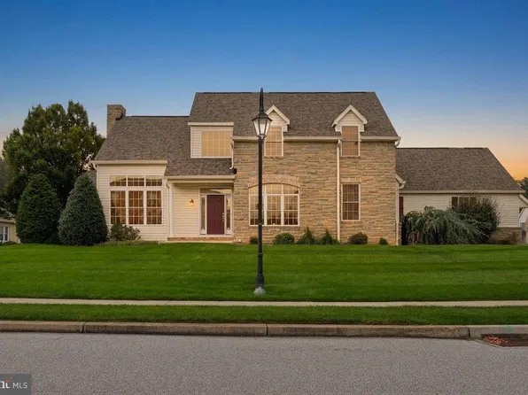 1101 Turnberry Ln, York, PA 17403