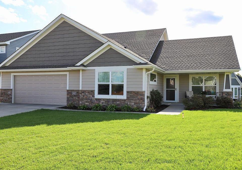 1st image of 824 Indigo Ln