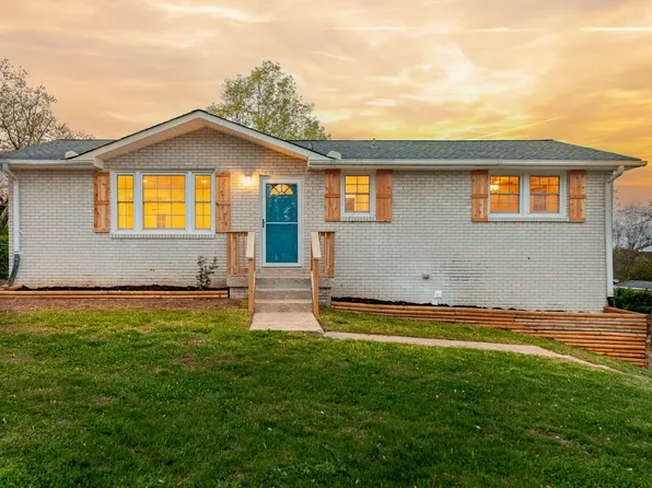 4008 Plantation Dr, Hermitage, TN 37076