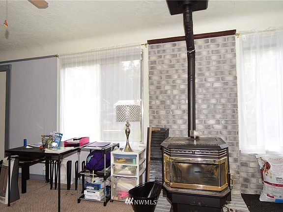 4th image of 12942 Dogwood Ave NW