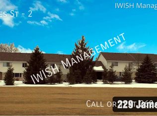 229 James St APT 2, Slinger, WI 53086