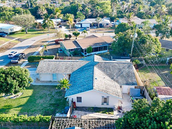 5th image of 1107 Woodcrest Road W