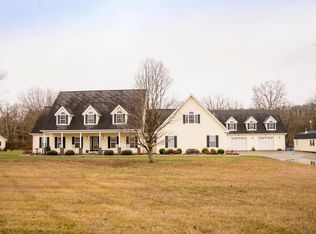 1130 Creekside Dr, Lawrenceburg, KY 40342