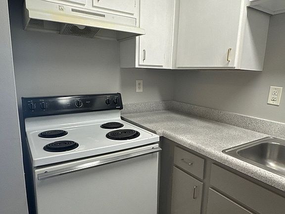 5th image of 4103 Blue Lick Ct APT 7