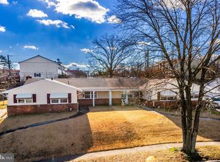 7105 Chamberlain Rd, Windsor Mill, MD 21244