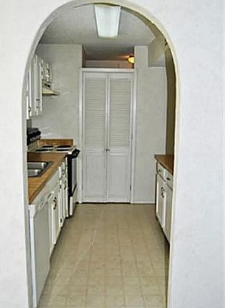 4th image of 5713 Saddleback Cir
