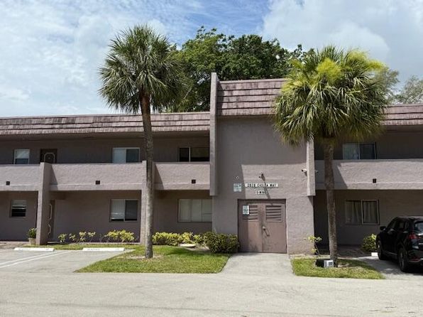 2828 Casita Way APT 211