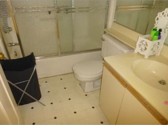 3rd image of 147 W Acacia Ave APT 106