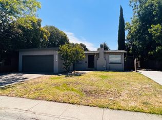 2530 W De Ovan Ave, Stockton, CA 95204