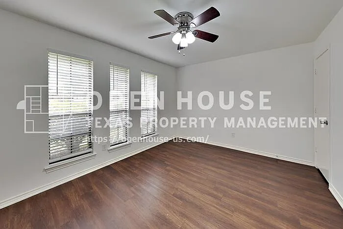 810 Rivercrest Blvd — Photo 15