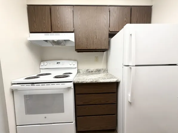 2500 Pheasant Ridge Trl #23, Madison, WI 53713