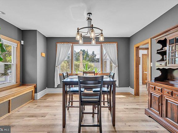 4th image of 119 Bacchus Ave