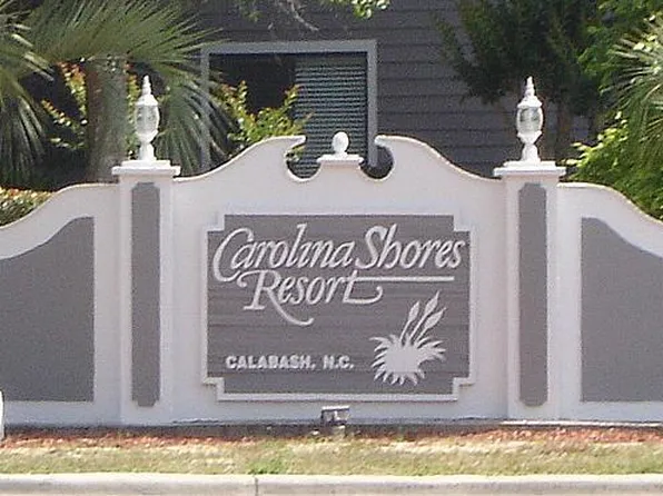 10170 Beach Dr SW, Calabash, NC 28467