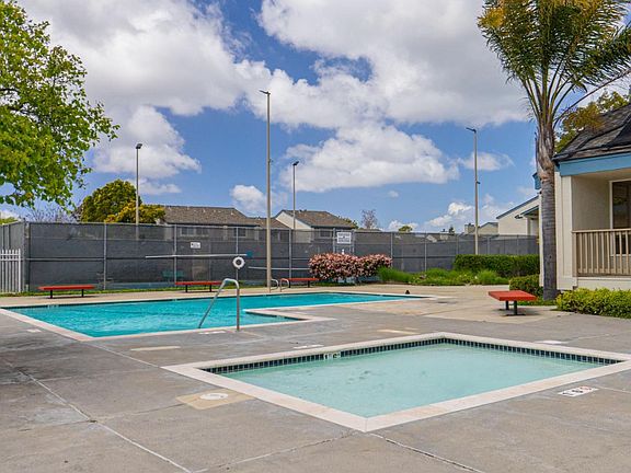 5th image of 130 Beach Park Blvd