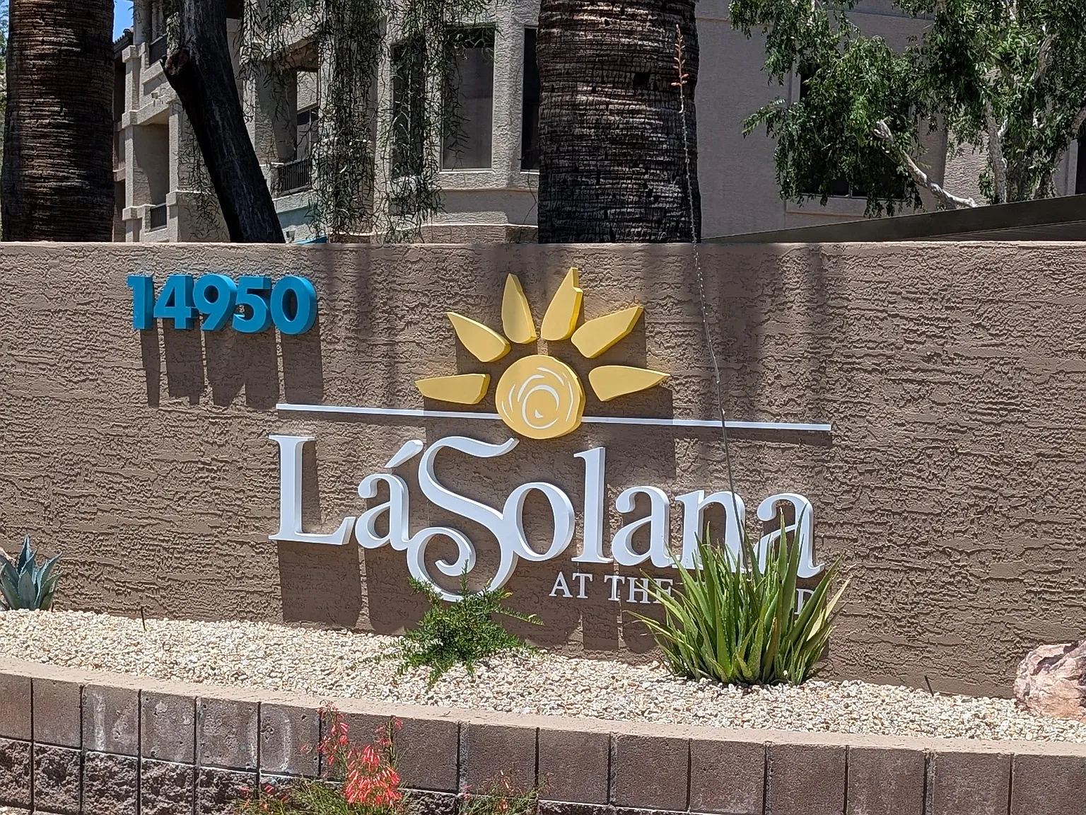 1 bed, 832 sqft, $1,800 — Photo 1