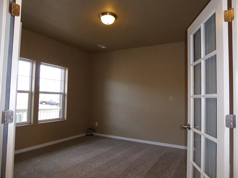 3713 Reindeer Cir — Photo 10