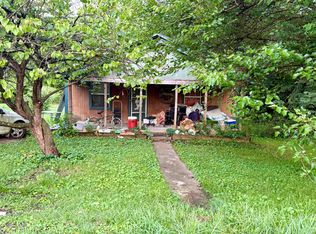 1226 R C Ledington Ln, Corbin, KY 40701