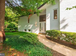 11307 S Shore Rd, Reston, VA 20190