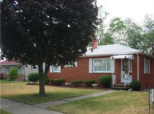 1133 Sussex Dr, South Bend, IN